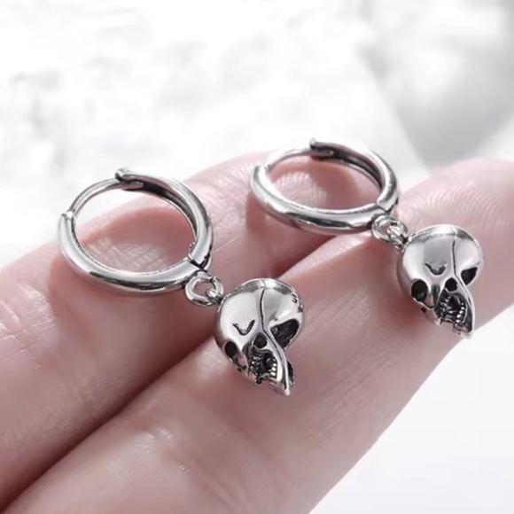 Gothic  halloween party antic Silver color Skull Hoop Earrings - Picture 5 of 9